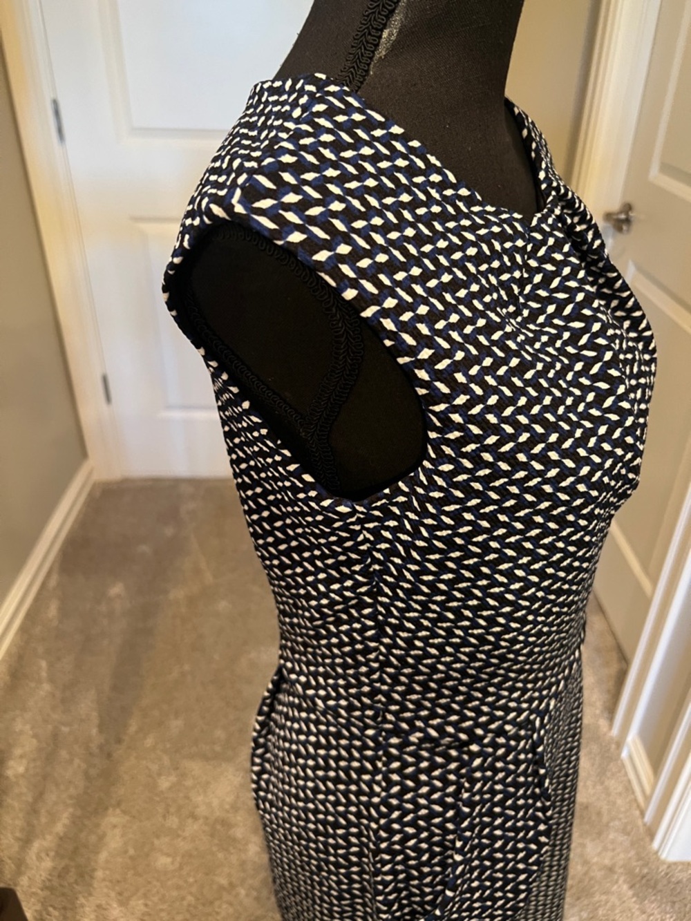 Mystic Black and White Geometric-Print Midi Dress - Picture 4 of 8
